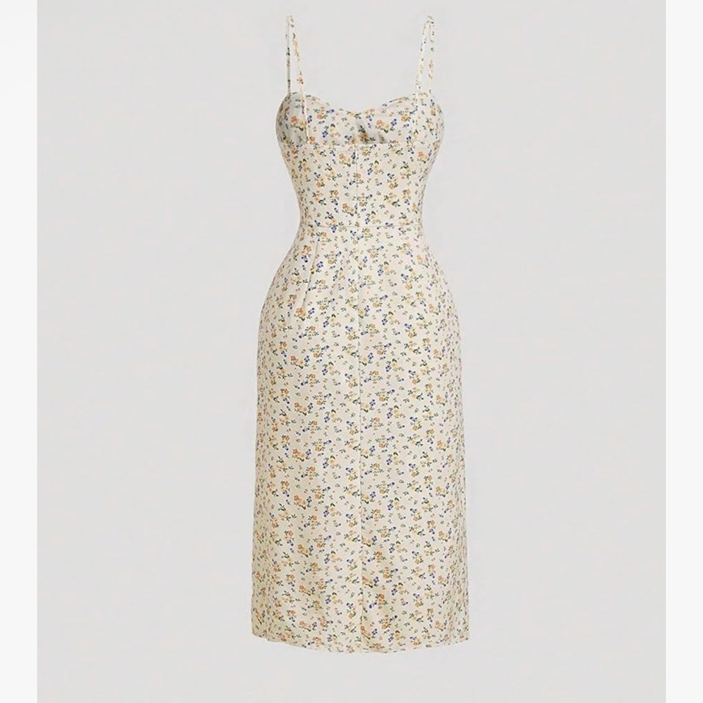 Chic Floral Midi Dress with Spaghetti Straps - Picture 2 of 9